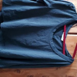 Oversized crop sweatshirt